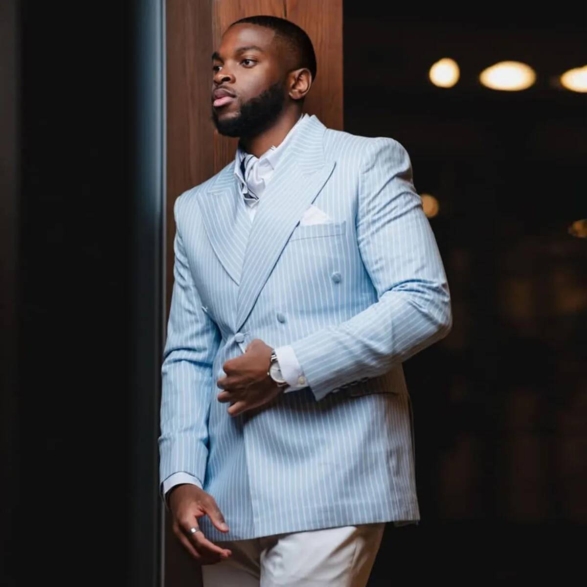 بدلات رجالية أنيقة مخصصة بأحدث - مراجعة Mens Fashion Trajes وسعره