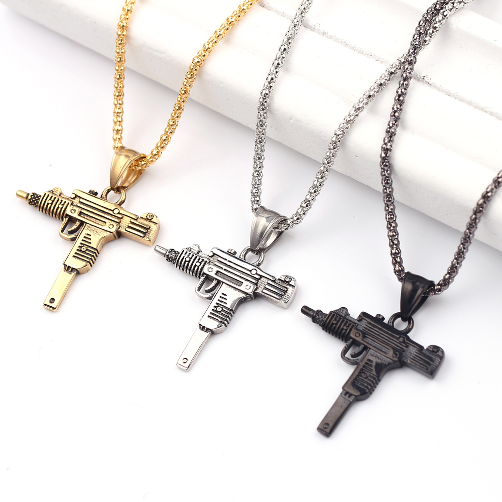 قلادة على شكل مسدس أوزي - مجوه - مراجعة Men'S Fashion Jewelry وسعره